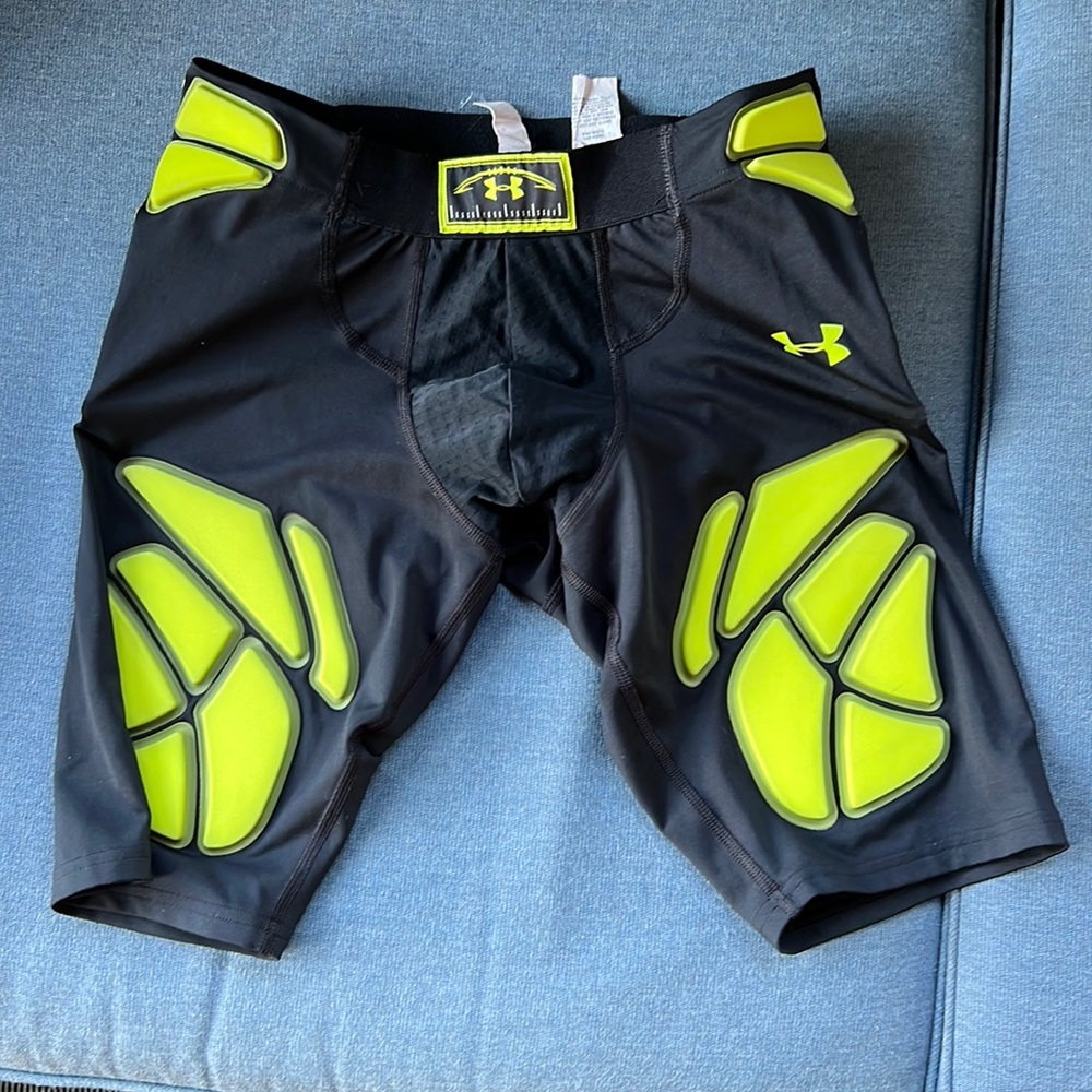 Medium under armour padded athletic shirt